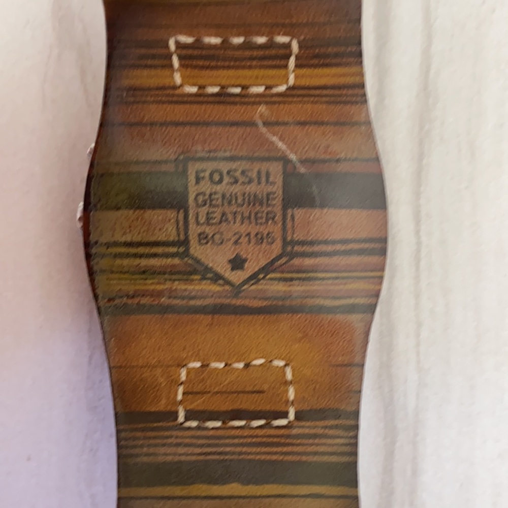 Men Fossil Watch - Picture 3 of 5